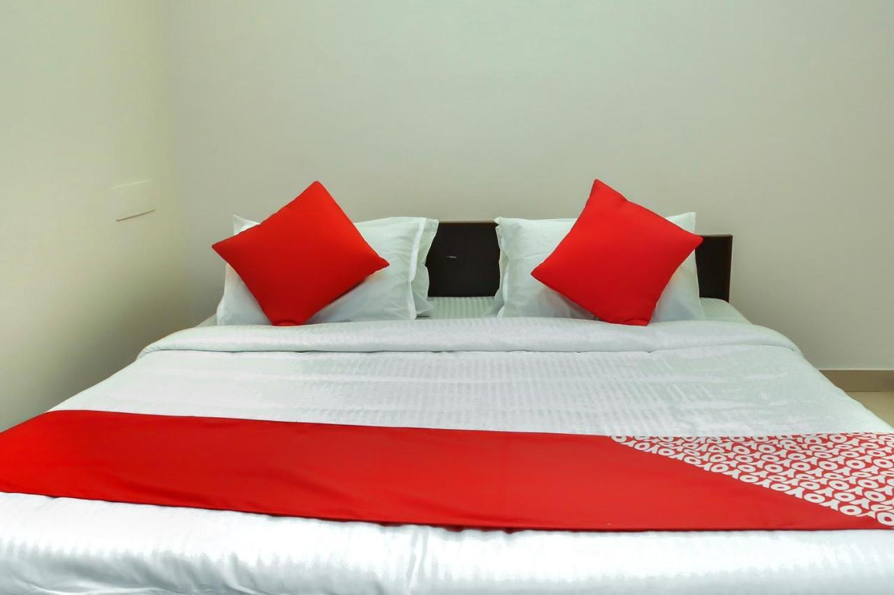 Collection O Travellers Inn Selam Zewnętrze zdjęcie