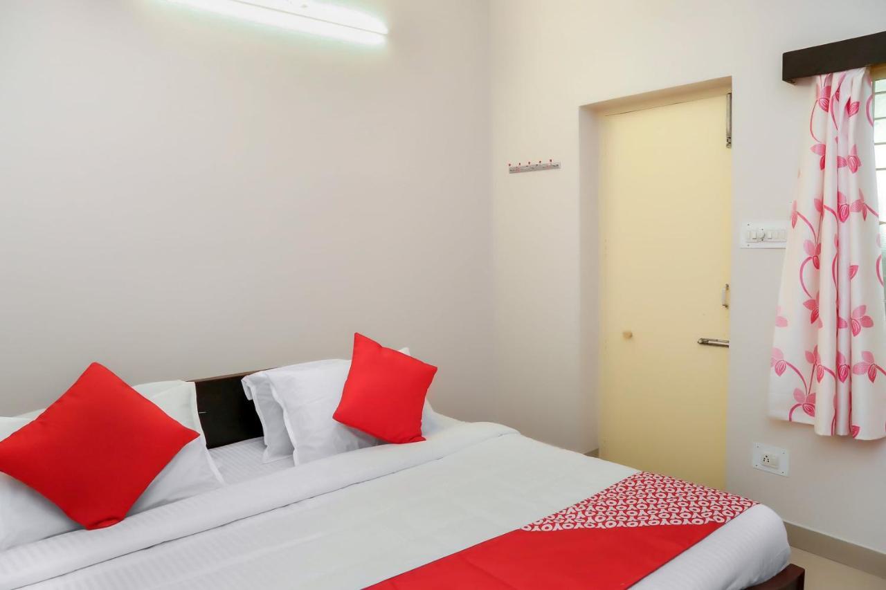 Collection O Travellers Inn Selam Zewnętrze zdjęcie