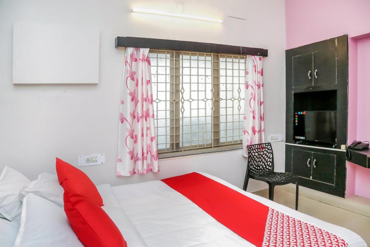 Collection O Travellers Inn Selam Zewnętrze zdjęcie
